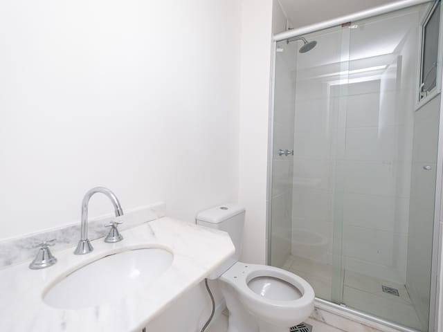 Apartamento 3 quartos e 2 banheiros, à venda ou para alugar, no bairro Areal em Pelotas