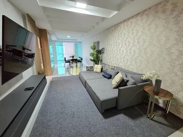 Apartamento 3 quartos e 4 banheiros, à venda, no bairro Meia Praia em Itapema