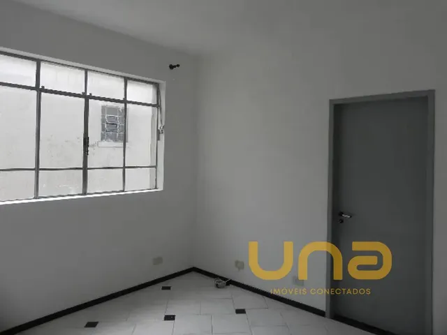 Apartamento 1 quarto e 1 banheiro, para alugar, no bairro CENTRO em Curitiba