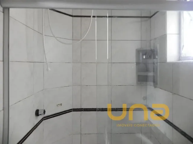 Apartamento 1 quarto e 1 banheiro, para alugar, no bairro CENTRO em Curitiba