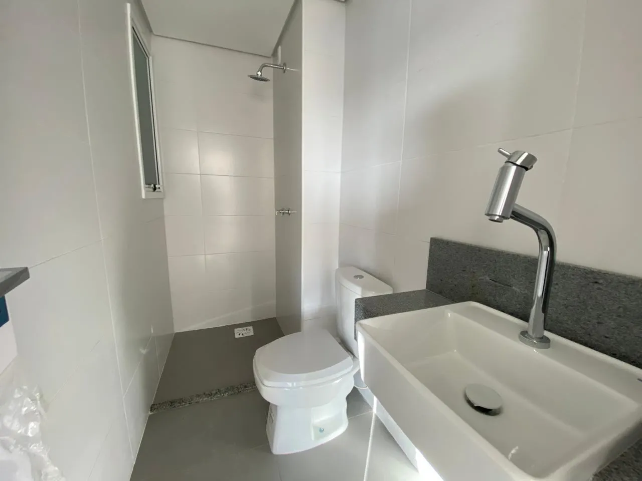 Apartamento à venda no Smart Urban Club, Areal - 74 m², 3 quartos (sendo 1 suíte), sacada com churrasqueira e andar alto. - 11