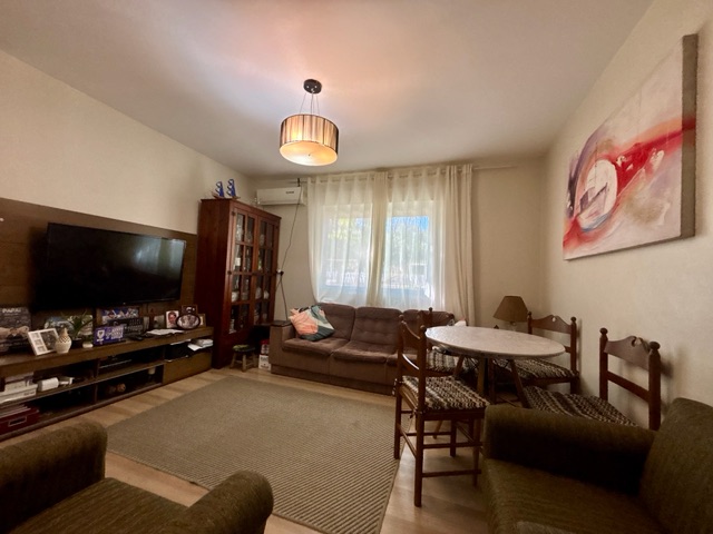 Apartamento com 72m² 2 quartos e 1 banheiro, à venda, no bairro Três Vendas em Pelotas