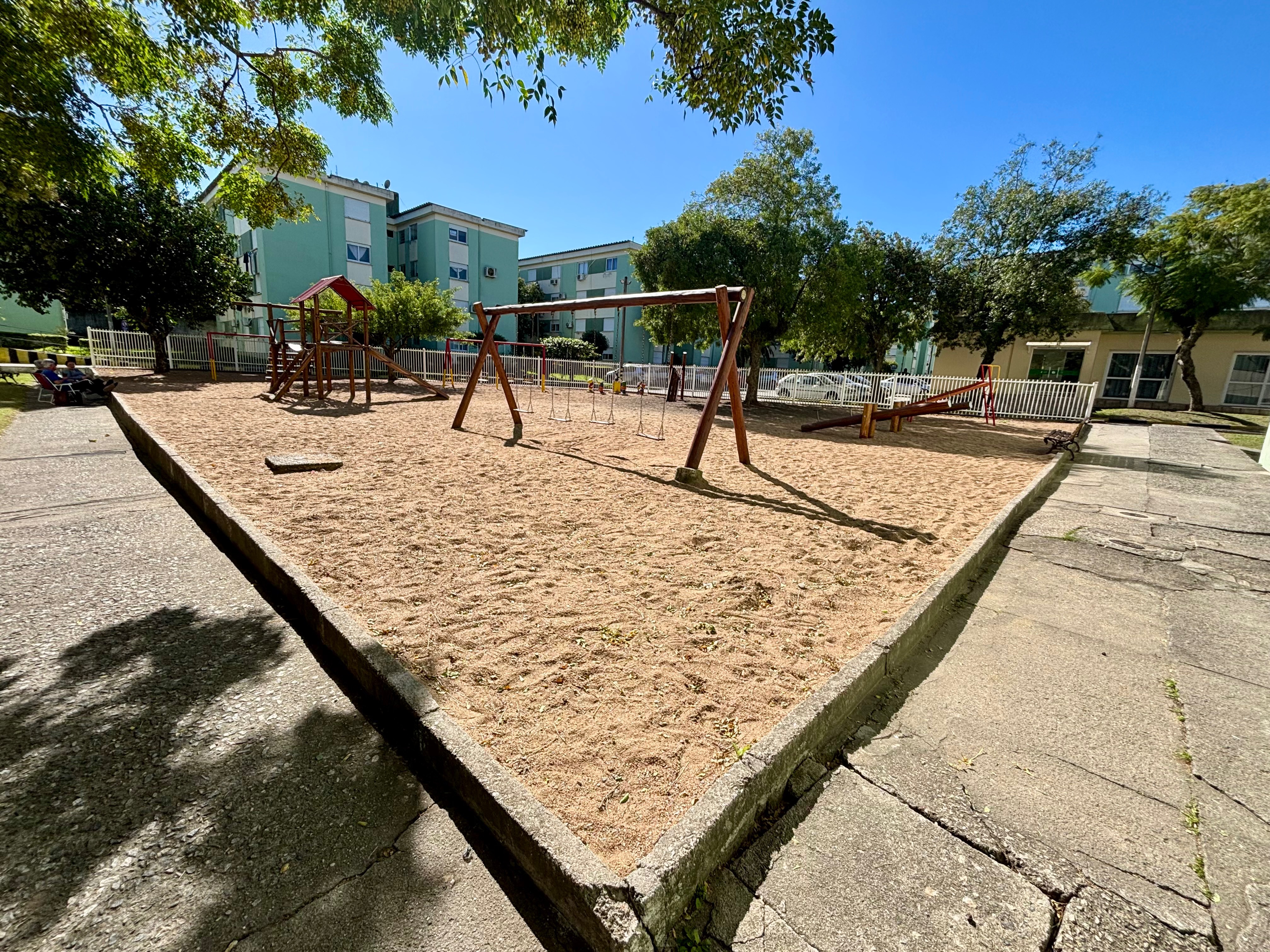 Apartamento à venda no Rafael Dias Mazza, Av. Fernando Osório - 60 m², 2 quartos, cozinha com armários e ótima posição solar. - 9
