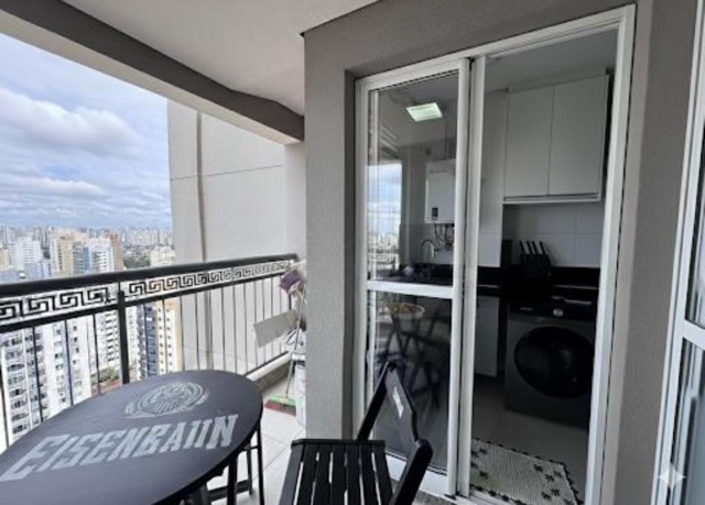 Apartamento 2 quartos e 2 banheiros, à venda, no bairro Centro em Londrina