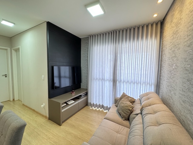 Apartamento 2 quartos e 2 banheiros, à venda, no bairro Centro em Londrina