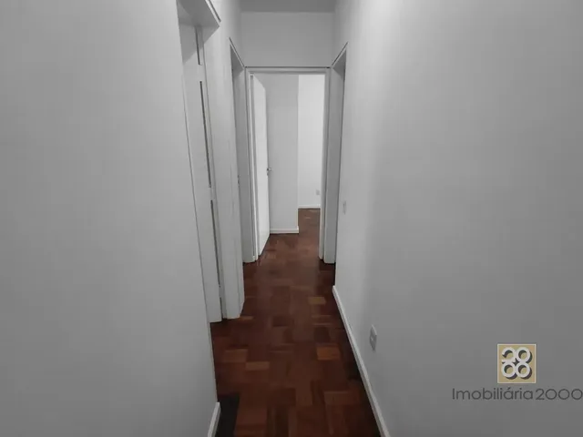 Apartamento 3 quartos e 1 banheiro, para alugar, no bairro Centro em Curitiba