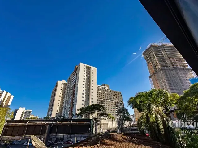 Apartamento 1 quarto e 1 banheiro, à venda, no bairro Água Verde em Curitiba