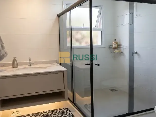 Apartamento 2 quartos e 2 banheiros, à venda ou para alugar, no bairro Conjunto Residencial Trinta e Um de Março em São José dos Campos