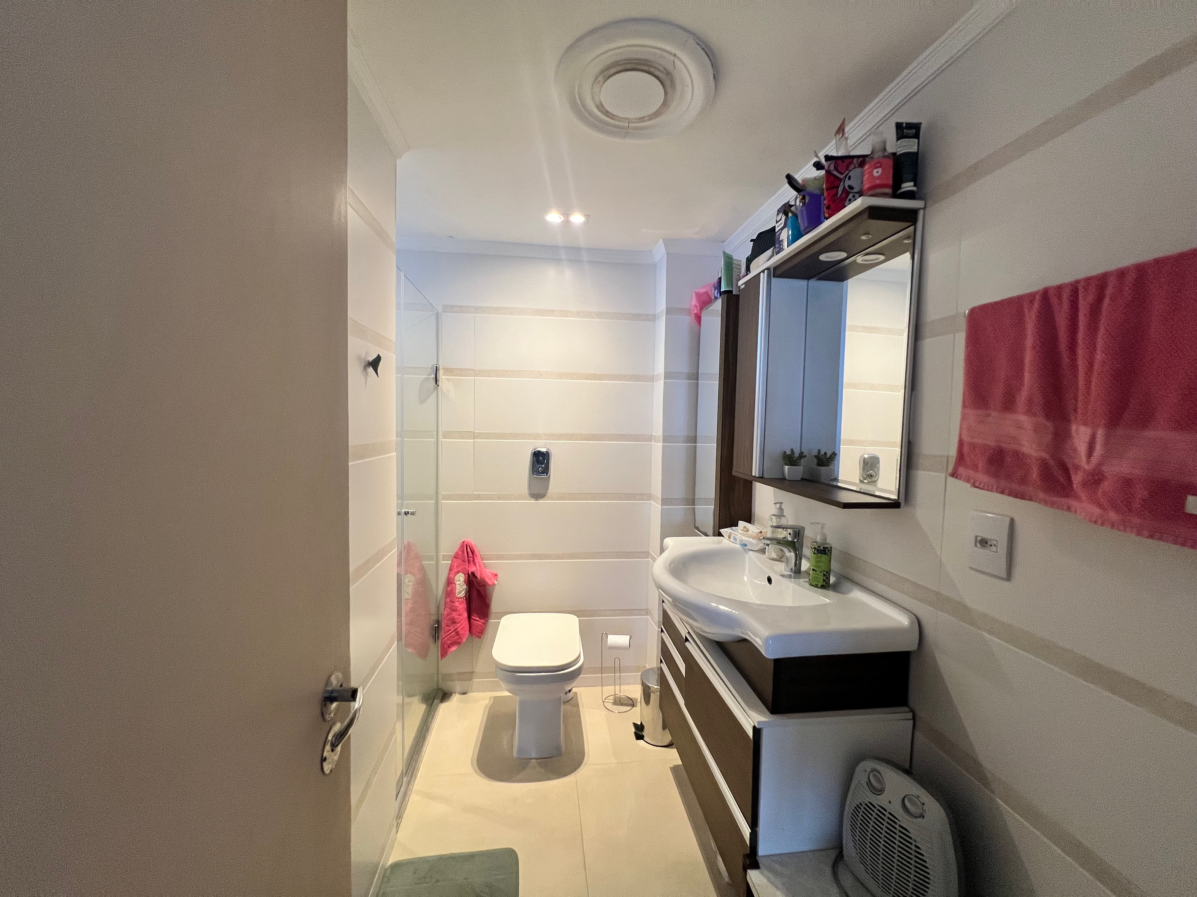 Apartamento à venda no Moinhos de Vento, Centro - 134 m², 3 quartos (sendo 1 suíte), andar alto com ótima posição solar e vaga. - 8