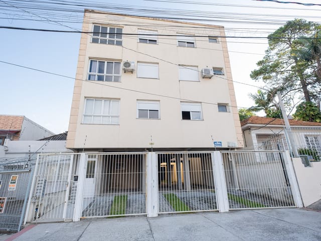 Apartamento com 50m² 1 quarto e 1 banheiro, para alugar, no bairro Centro em Pelotas