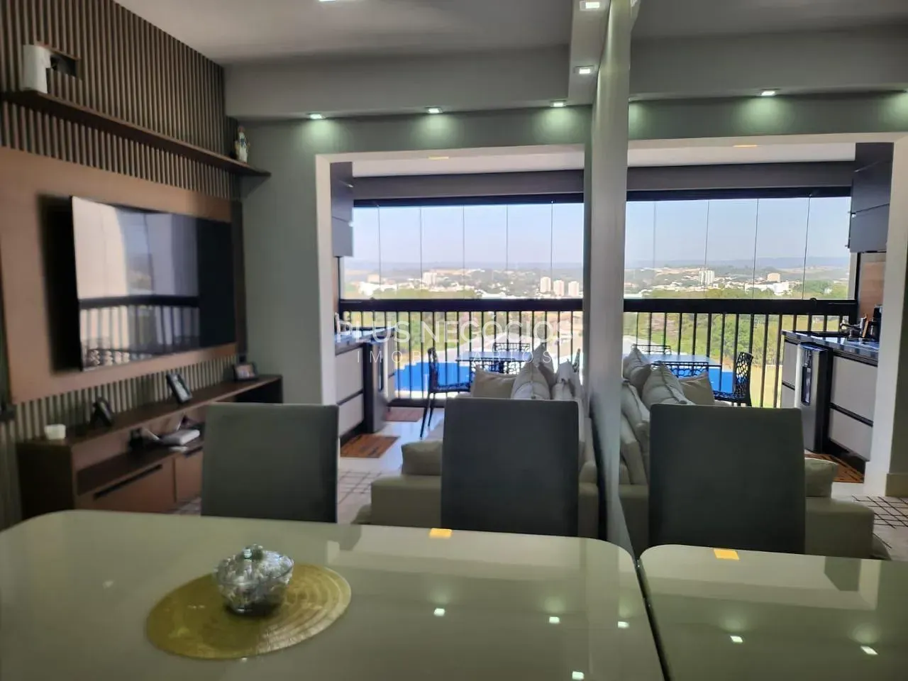 Apartamento, 3 quartos, 93 m² - Foto 1