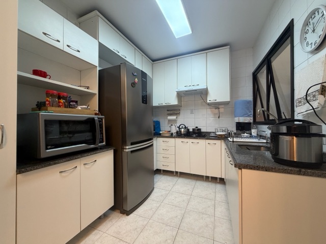 Apartamento com 74m² 2 quartos e 2 banheiros, à venda, no bairro Centro em Pelotas