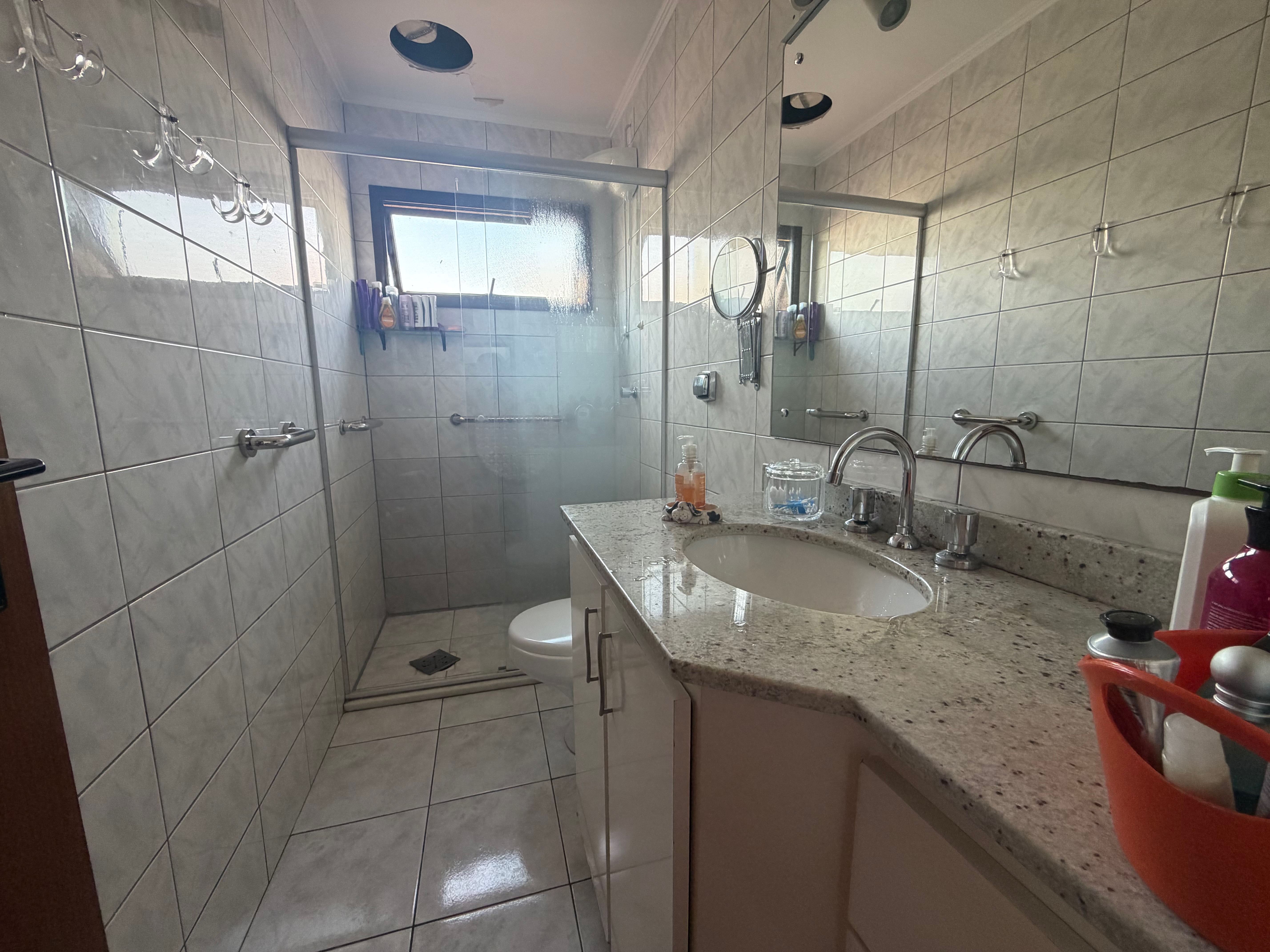 Apartamento com terraço à venda no Edifício Marieta, Centro - 61 m², 2 quartos (sendo 1 suíte), ótima posição solar e vaga. - 13