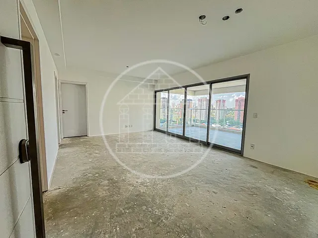 Apartamento com 120m² 3 quartos e 2 banheiros, à venda, no bairro Vila Sofia em São Paulo