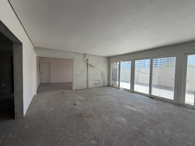 Apartamento com 378m² 3 quartos e 3 banheiros, à venda, no bairro Centro em Quinze de Novembro