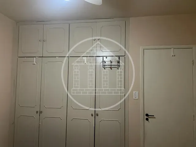 Apartamento com 100m² 3 quartos e 2 banheiros, à venda, no bairro Interlagos em São Paulo