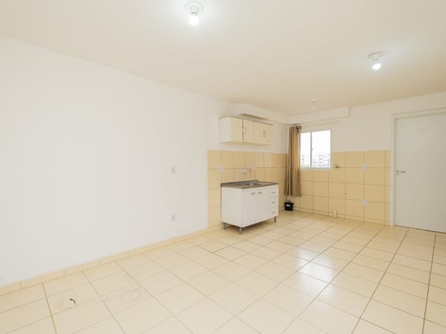 Apartamento com 57m² 2 quartos e 1 banheiro, à venda ou para alugar, no bairro Areal em Pelotas