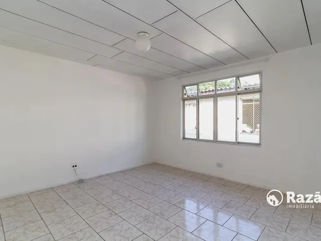 Apartamento 2 quartos e 1 banheiro, para alugar, no bairro Campo Comprido em Curitiba