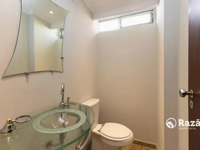Apartamento 4 quartos e 2 banheiros, para alugar, no bairro Juvevê em Curitiba