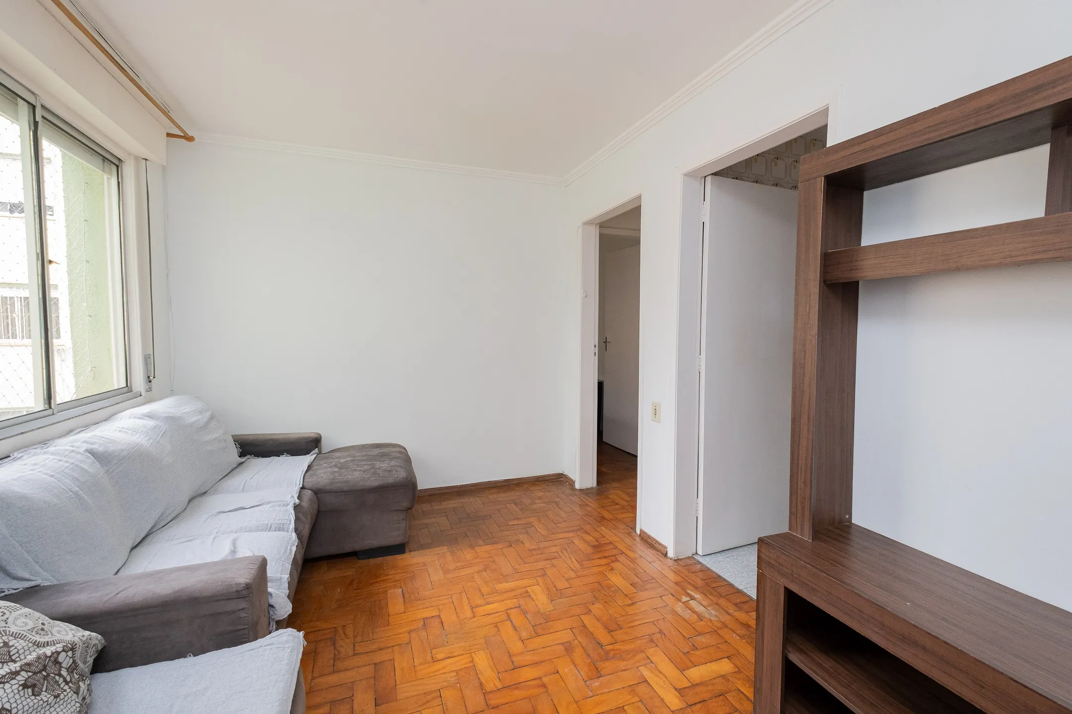 Apartamento Mobiliado com 2 Dormitórios para Aluguel ou Venda no Centro de Pelotas RS Próximo à Santa Casa e Com Excelente Localização