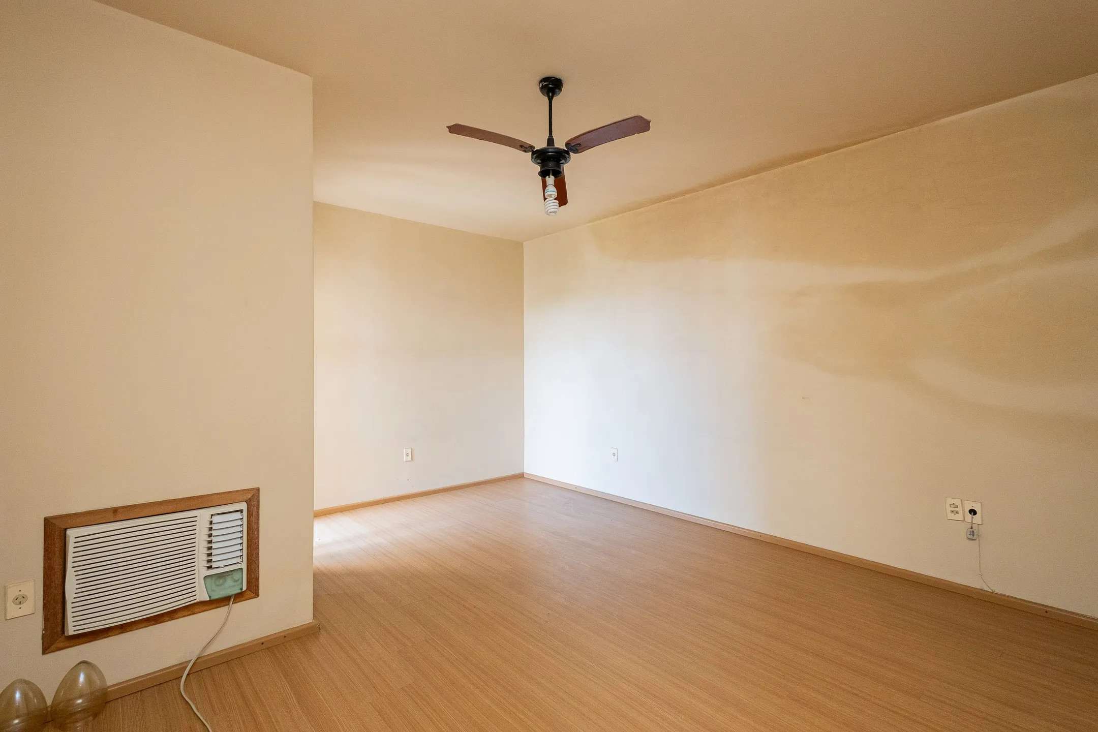 Apartamento de 3 Dormitórios à Venda e Aluguel em Pelotas RS com Conforto, Espaço e Excelente Localização - 10