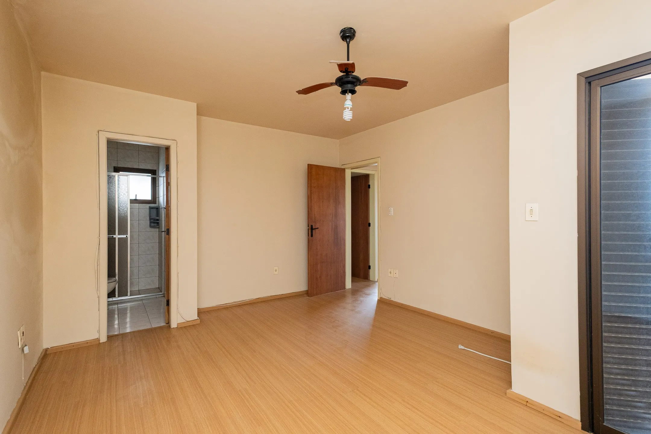 Apartamento de 3 Dormitórios à Venda e Aluguel em Pelotas RS com Conforto, Espaço e Excelente Localização - 11