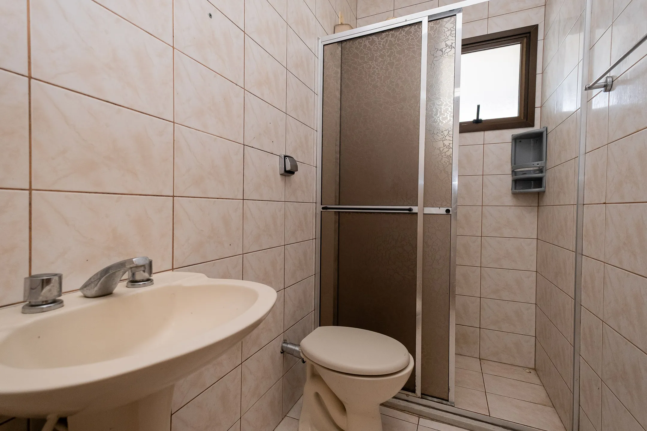 Apartamento de 3 Dormitórios à Venda e Aluguel em Pelotas RS com Conforto, Espaço e Excelente Localização - 12