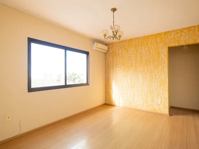Apartamento 3 quartos e 2 banheiros, para alugar, no bairro Centro em Pelotas