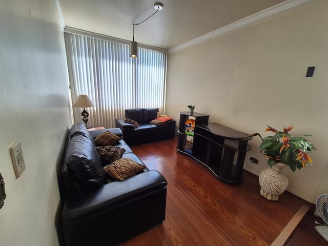 Apartamento 3 quartos e 2 banheiros, à venda, no bairro Centro em Londrina