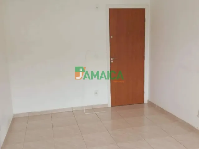 Apartamento 3 quartos e 1 banheiro, à venda, no bairro INA em São José Dos Pinhais