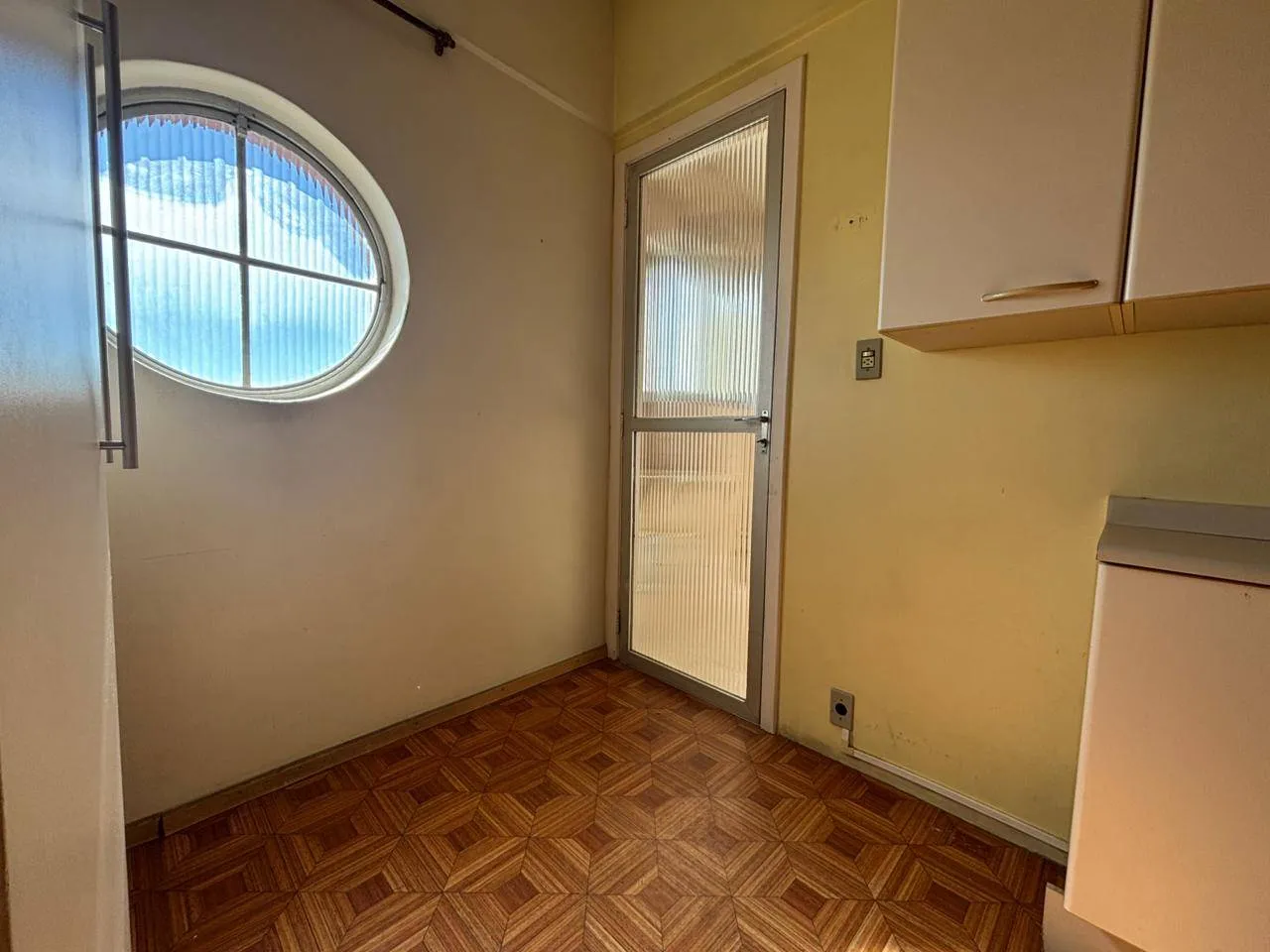 Apartamento à venda no Edifício Terrasse Status, Centro - 128 m², 3 quartos (sendo 1 suíte), andar alto com sacada e vaga. - 6