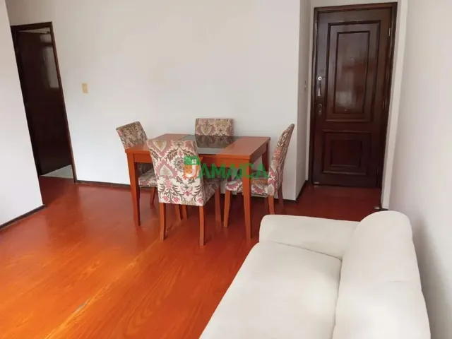 Apartamento 2 quartos e 1 banheiro, para alugar, no bairro Água Verde em Curitiba