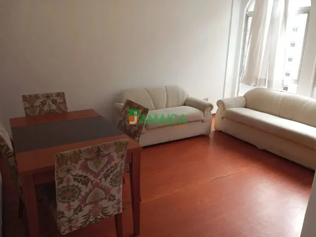 Apartamento 2 quartos e 1 banheiro, para alugar, no bairro Água Verde em Curitiba