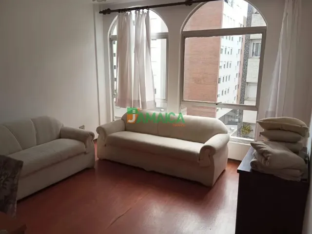 Apartamento 2 quartos e 1 banheiro, para alugar, no bairro Água Verde em Curitiba