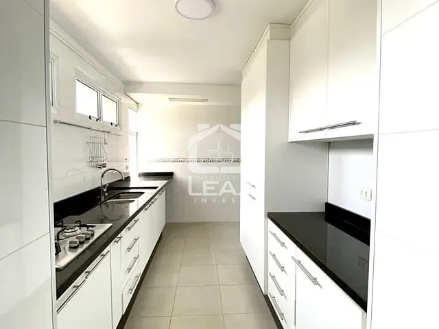 Apartamento com 140m² 3 quartos e 4 banheiros, à venda, no bairro Moema em São Paulo