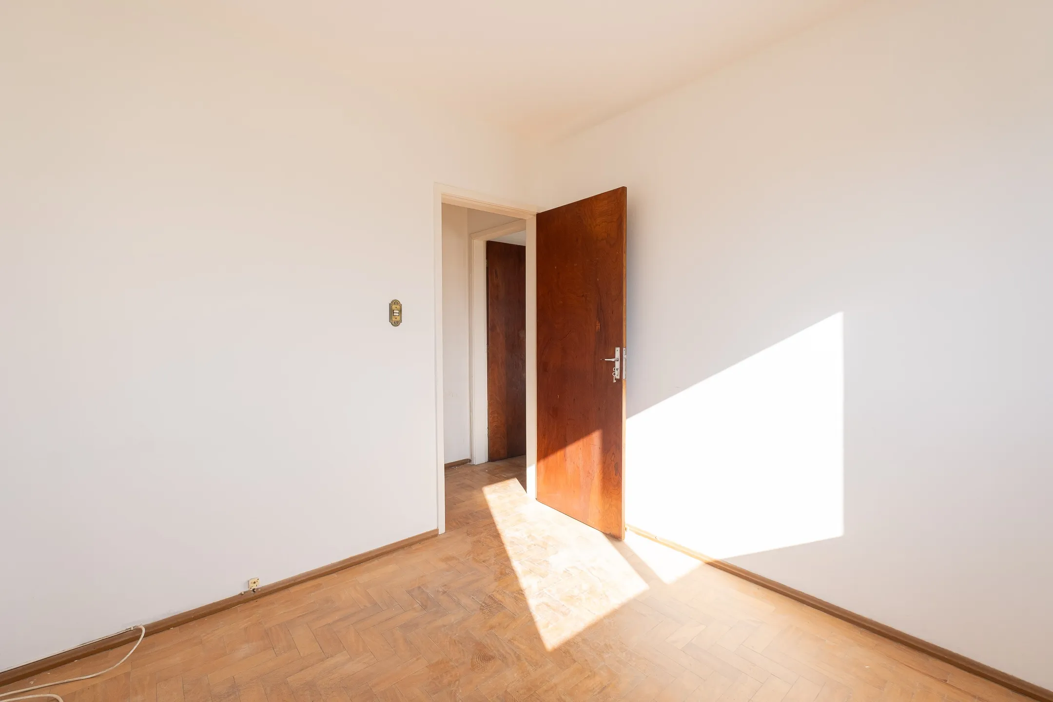 Apartamento de 2 dormitórios à venda no Centro de Pelotas RS com ótima localização, conforto e excelente oportunidade de investimento novo - 10