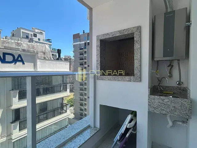Apartamento 2 quartos e 2 banheiros, à venda, no bairro Morretes em Itapema