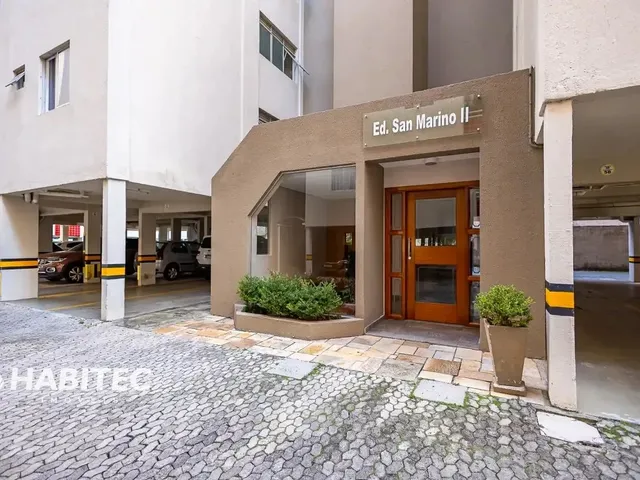 Apartamento 1 quarto e 1 banheiro, para alugar, no bairro Água Verde em Curitiba