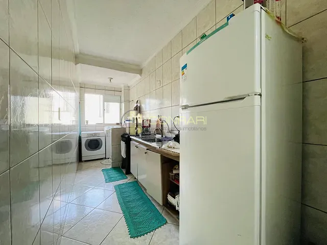 Apartamento 2 quartos e 1 banheiro, à venda, no bairro Meia Praia em Itapema