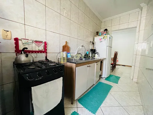 Apartamento 2 quartos e 1 banheiro, à venda, no bairro Meia Praia em Itapema