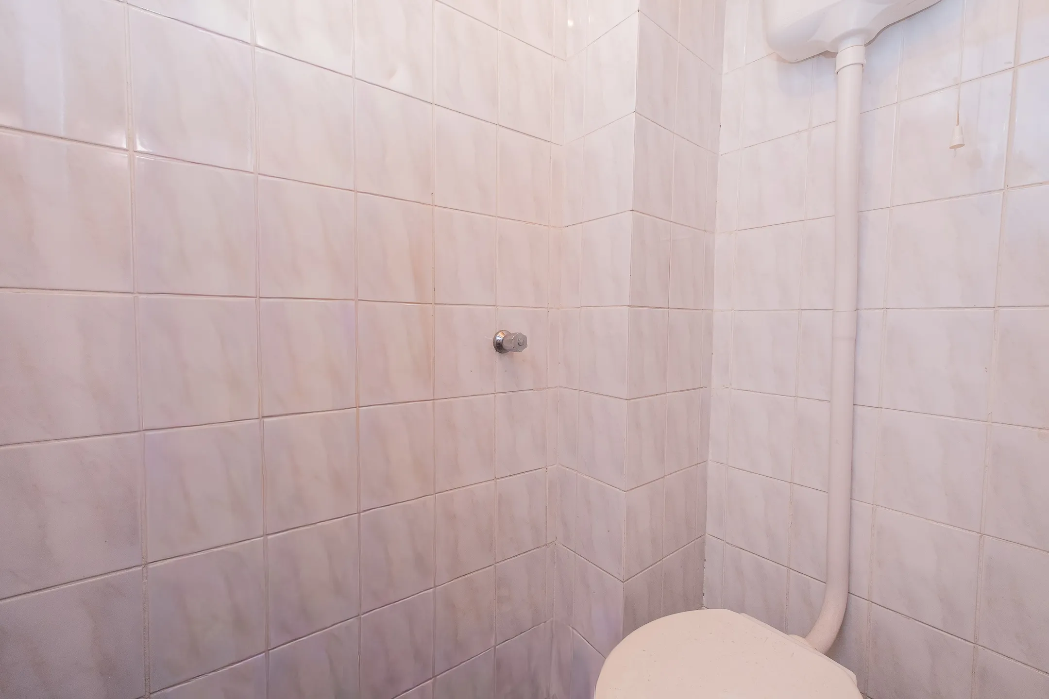 Apartamento à venda no Residencial Núbia, Centro - 87 m², 2 quartos, piso laminado, sacada com face Norte e vaga coberta. - 11