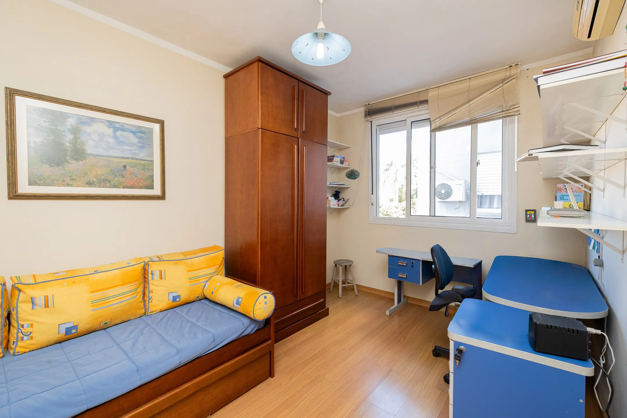 Apartamento à venda no Residencial Núbia, Centro - 87 m², 2 quartos, piso laminado, sacada com face Norte e vaga coberta. - 7