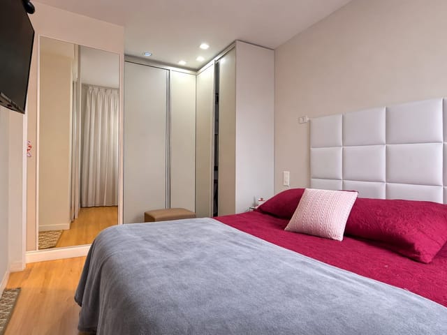 Apartamento 3 quartos e 2 banheiros, à venda, no bairro Gleba Palhano em Londrina