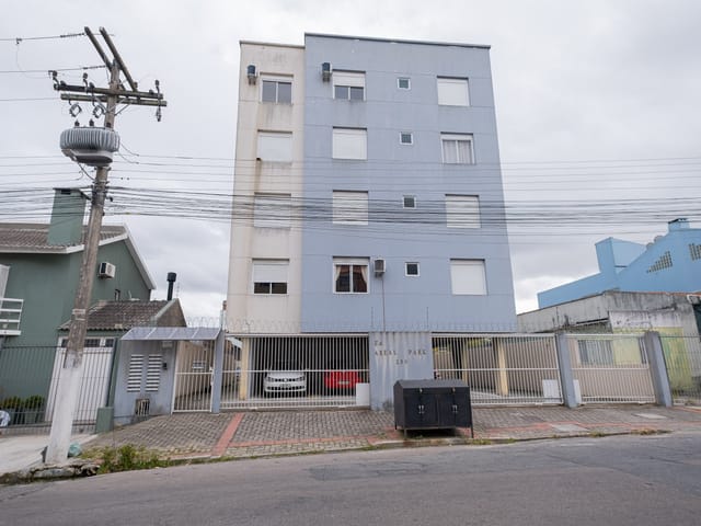 Apartamento com 102m² 3 quartos e 2 banheiros, para alugar, no bairro Areal em Pelotas