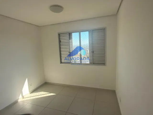 Apartamento 2 quartos e 1 banheiro, para alugar, no bairro Jardim Bela Vista em São José dos Campos