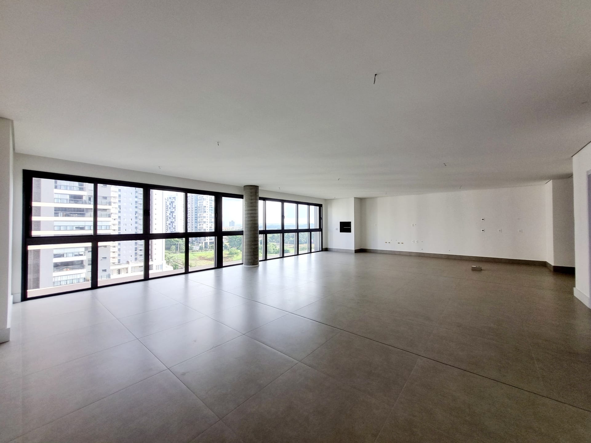 Apartamento, 3 quartos, 185 m² - Foto 2
