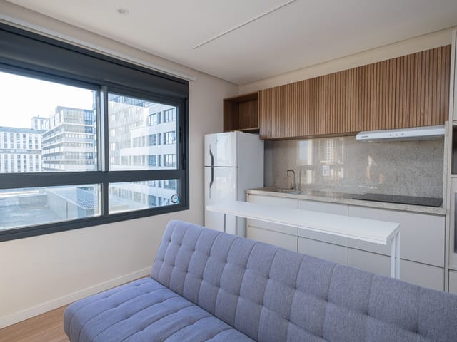 Apartamento 1 quarto e 1 banheiro, à venda ou para alugar, no bairro São Gonçalo em Pelotas