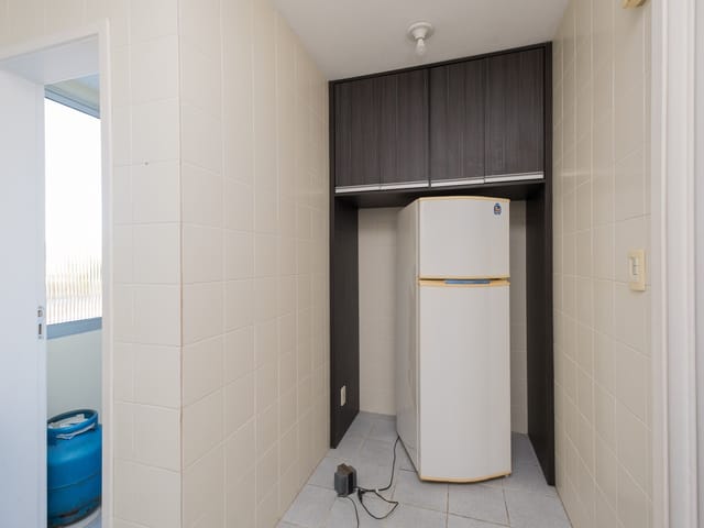 Apartamento 2 quartos e 1 banheiro, para alugar, no bairro Centro em Pelotas