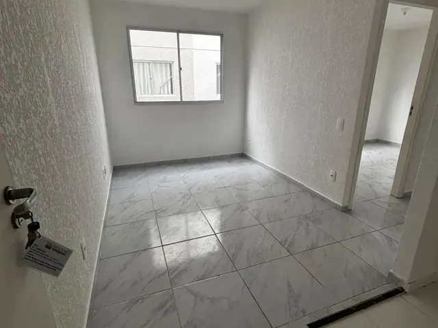 Apartamento 2 quartos e 1 banheiro, para alugar, no bairro Parque da Fonte em São José Dos Pinhais