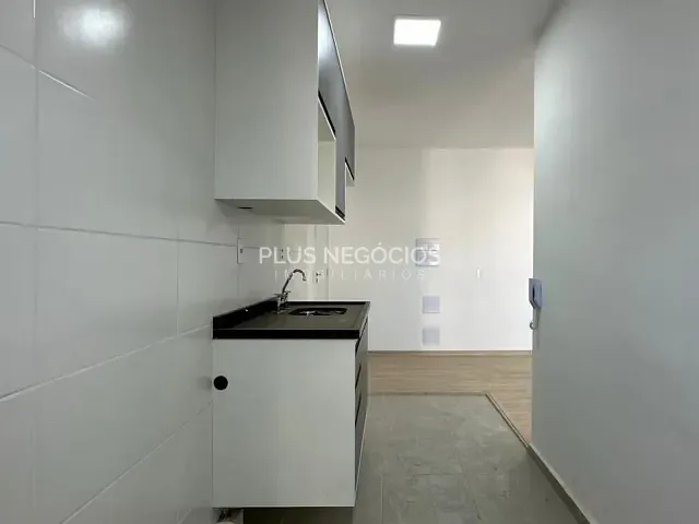 Apartamento 2 quartos e 2 banheiros, para alugar, no bairro Jardim São Carlos em Sorocaba